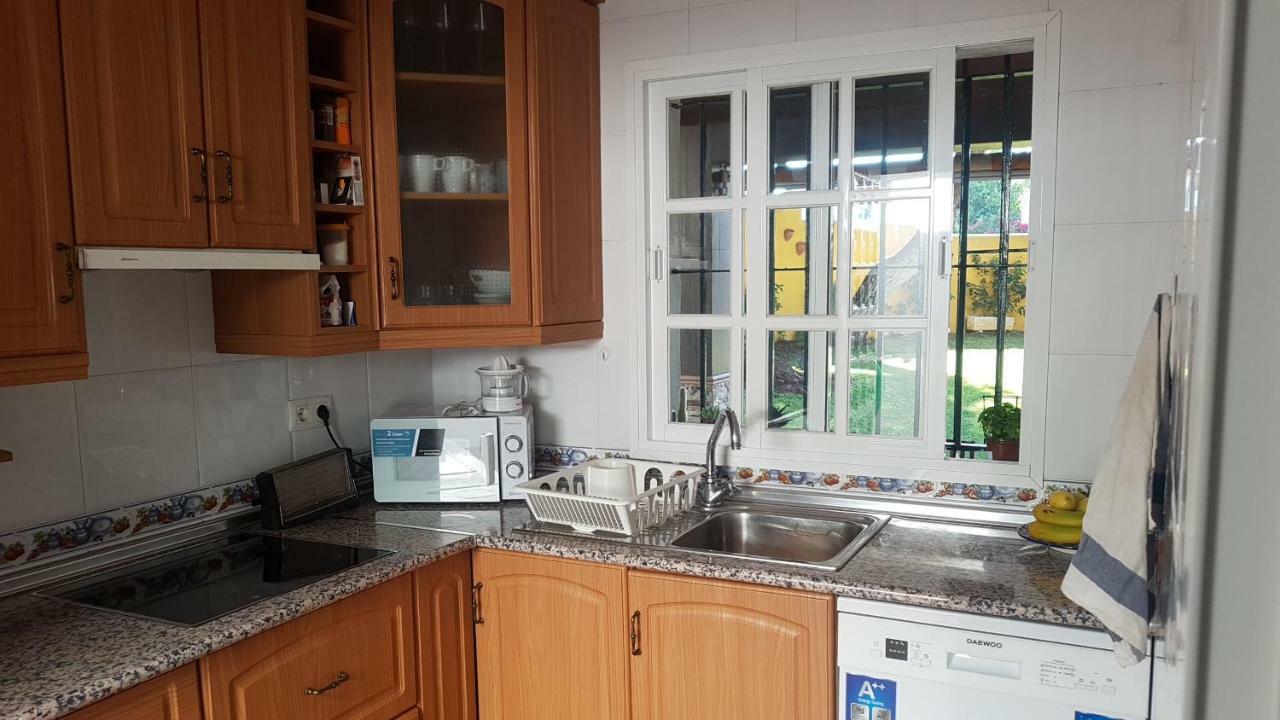 Chalet La Barrosa A 800 Mts Playa 치클라나 데 라 프론테라 외부 사진